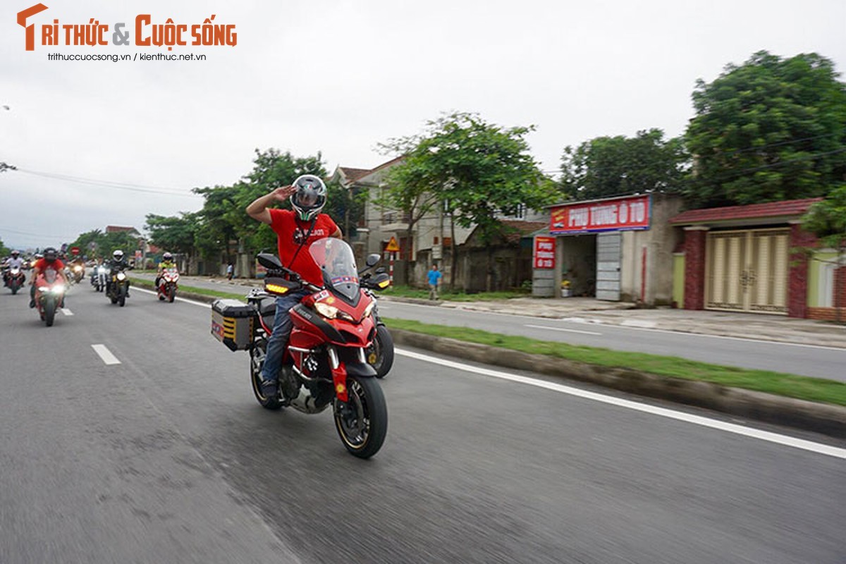 Hang tram moto khung &quot;ket noi dam me&quot; tai Nghe An-Hinh-8